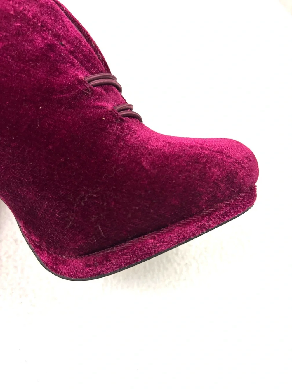 Apt. 9 Velvet Burgundy Wine Vampy Victorian High-Heel Ankle Button‎ Booties (6)